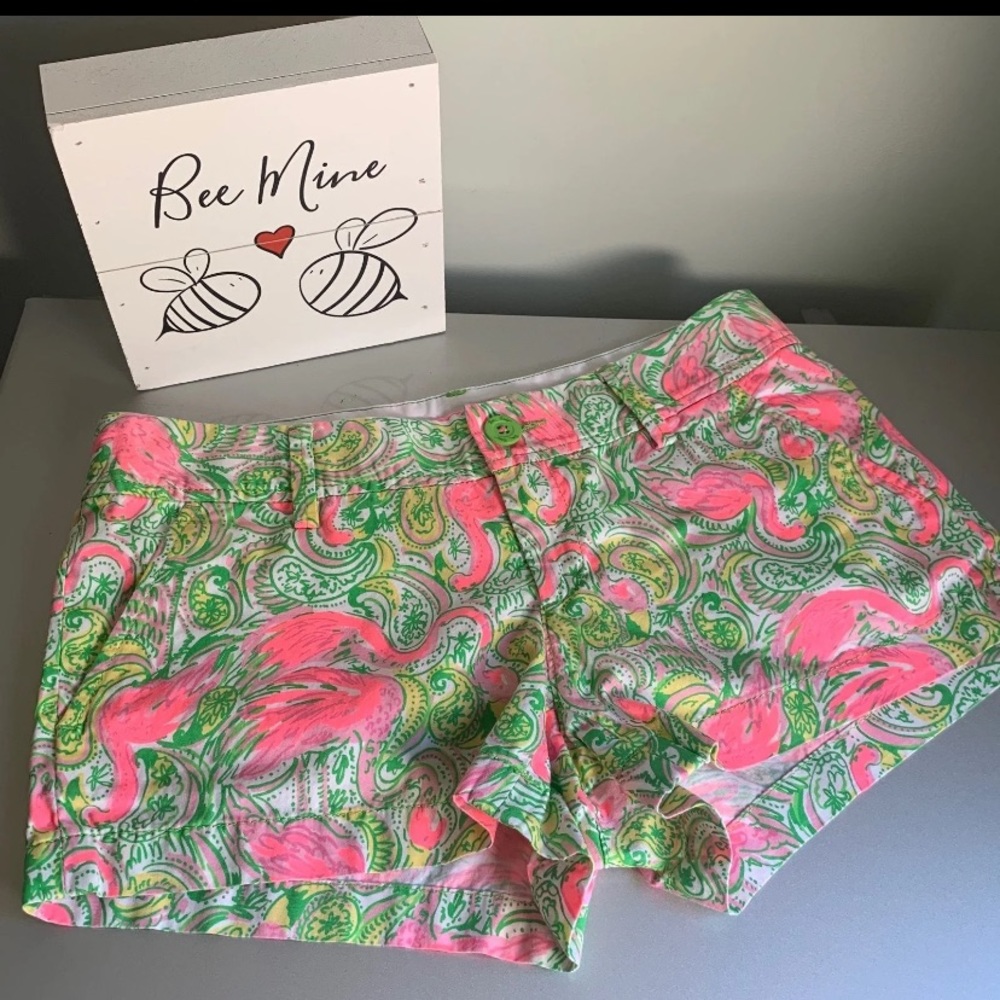 LILLY PULITZER WOMANS SHORTS.